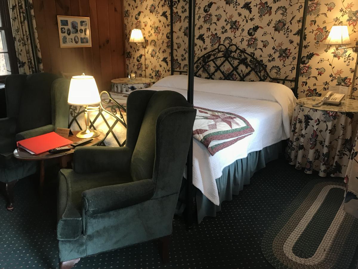 The 1896 House Country Inn - Brookside & Pondside Williamstown Ngoại thất bức ảnh